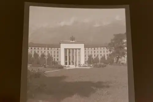 tolles altes Negativ - Innsbruck Befreiungsdenkmal 40-50er Jahre 