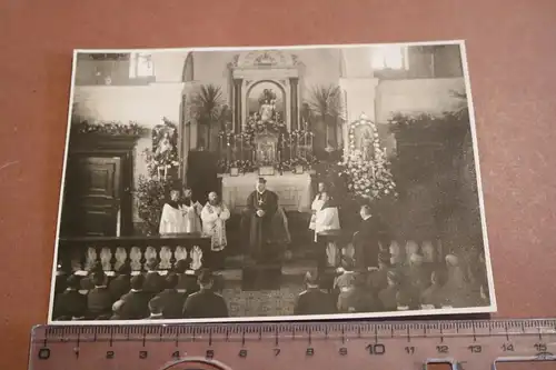 tolles altes Foto Gottesdienst - Altar - Bischoff ??  Ort???