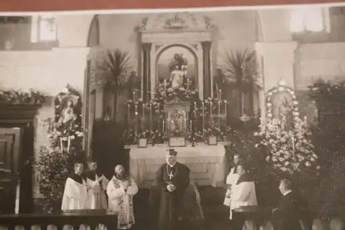 tolles altes Foto Gottesdienst - Altar - Bischoff ??  Ort???