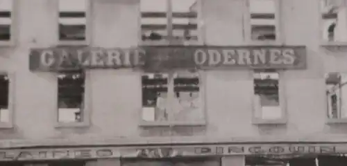 altes Foto  -  zerstörtes Geschäft Galerie Odernes - Frankreich ? Belgien ?