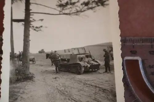 tolles altes Foto - russischer Schlepper T-20 „Komsomolez“