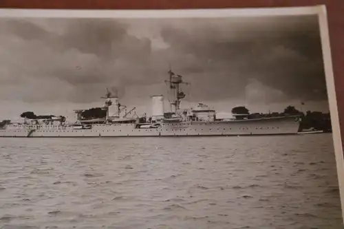 tolles altes Foto - Kreuzer Leipzig 40er Jahre in Wilhelmshafen - Germania Werft