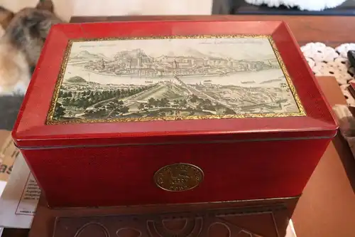 tolle alte Teekanne Blechbox - Tee - Ansicht Salzburg 1791 -   Alter ???