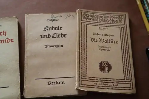 vier alte Hefte - Reclam  Die Walküre, Kabale, Margeth und eine Zugabe