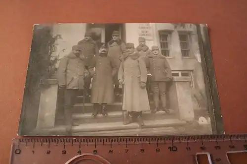 tolles altes Foto - Gruppe Soldaten -Standort-Kommando - Baons-Kommando  
