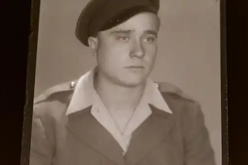tolles altes Glasnegativ - Mann in Uniform ?  unbekannt 