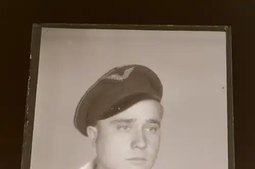 tolles altes Glasnegativ - Mann in Uniform ?  unbekannt 