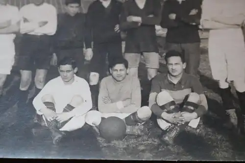 tolles altes Gruppenfoto - Fussballmannschaft  unbekannt