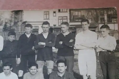 tolles altes Gruppenfoto - Fussballmannschaft  unbekannt