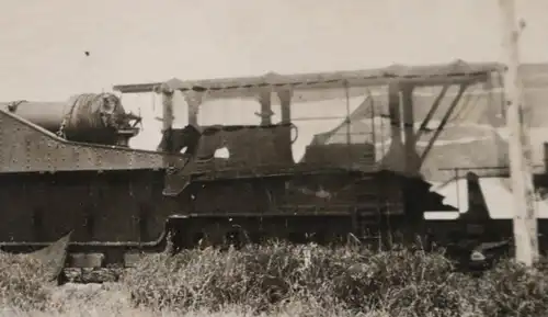 tolles altes Foto  französisches   Eisenbahngeschütz 34cm