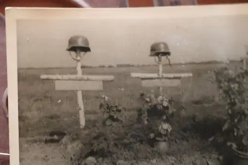 19 alte Fotos eines Soldaten 