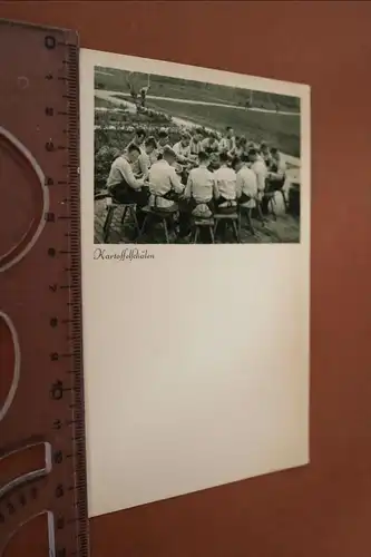 tolle alte Karte - Soldaten beim Kartoffel schälen 