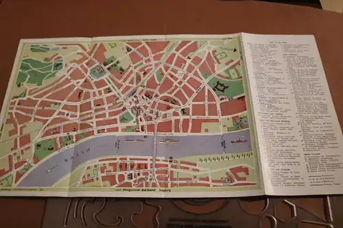 altes Werbefaltblatt  Stadt Bonn mit Strassenkarte in englisch - 50er Jahre ?