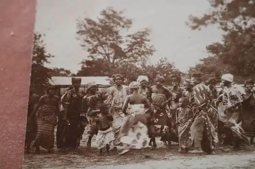 tolles altes Foto - afrikanische Frauen beim Tanz - 1909 - Kolonien ???