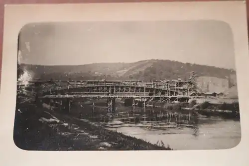 altes Foto - im Bau befindliche Brücke - Eisenbahnbrücke ?? Ort ?? 30-40er Jahre