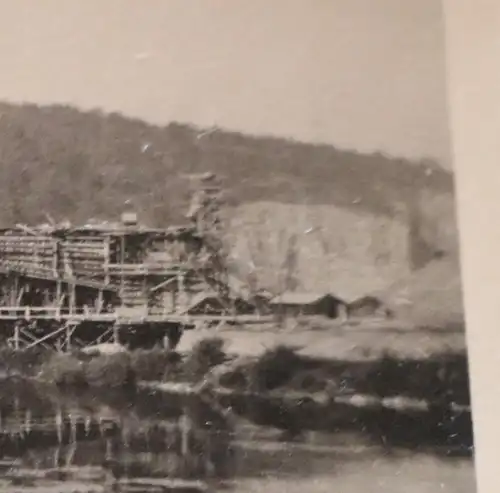 altes Foto - im Bau befindliche Brücke - Eisenbahnbrücke ?? Ort ?? 30-40er Jahre