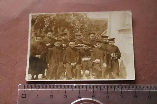 tolles altes Foto - Jungs, Knaben in Schuluniformen ?? 1900-1910 ?