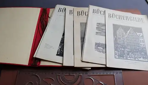 tolle alte Mappe Büchergilde mit ein paar Heften Büchergilde - 1948-50