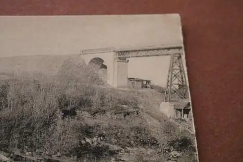 alte Karte - Bild  Soldatenfriedhof ?? Ort ??? rechts eine Brücke