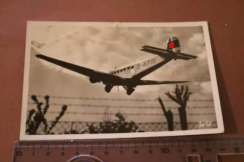 tolle alte Karte - Flugzeug Junkers JU 52  bei Landung ?