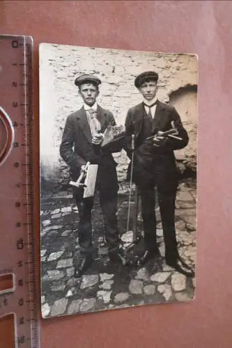 tolles altes Foto - zwei Männer Brüder - Handwerker - Maurer ? 1914