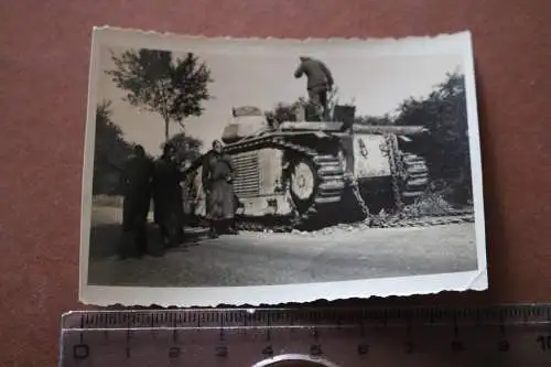  altes Foto zerstörter französischer Panzer bei Lambrai - Turmnummer 514 ?