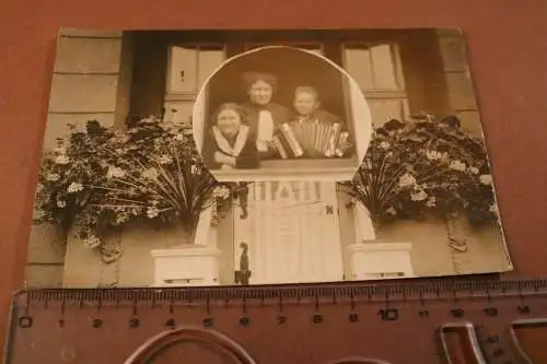 tolles altes Foto - Fotomontage  Familie vergrößert - 1914