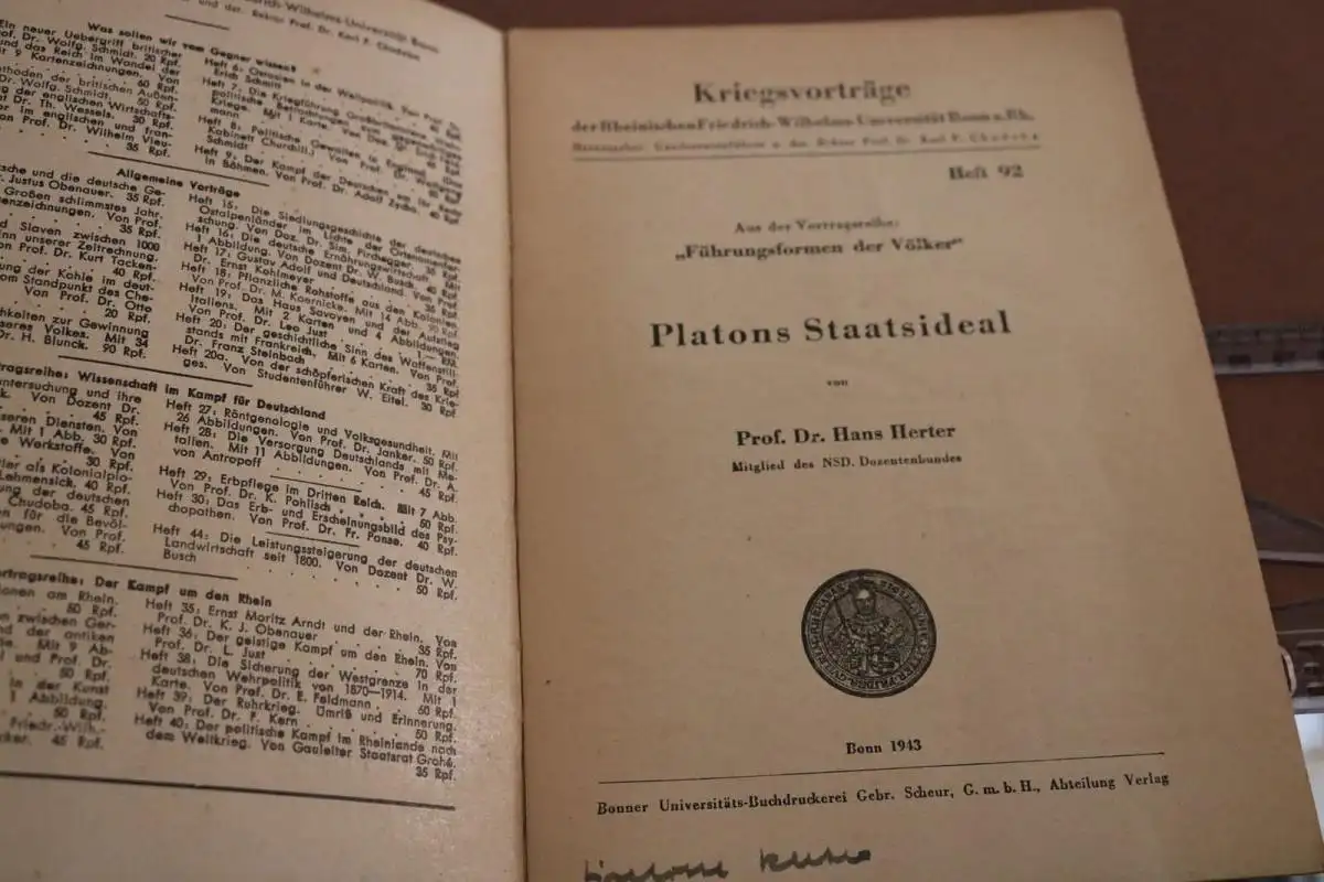 altes Heft - Kriegsvorträge - Heft 92 - Platons Staatsideal Bonn 1943