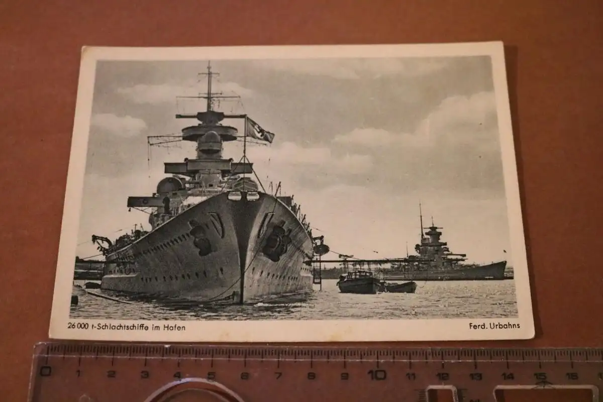 tolle alte Karte - 24000 t Schlachtschiffe im Hafen - Kiel ???