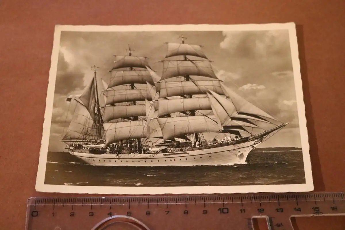 tolle alte Karte - Segelschulschiff Gorch Fock 30-40er Jahre ?