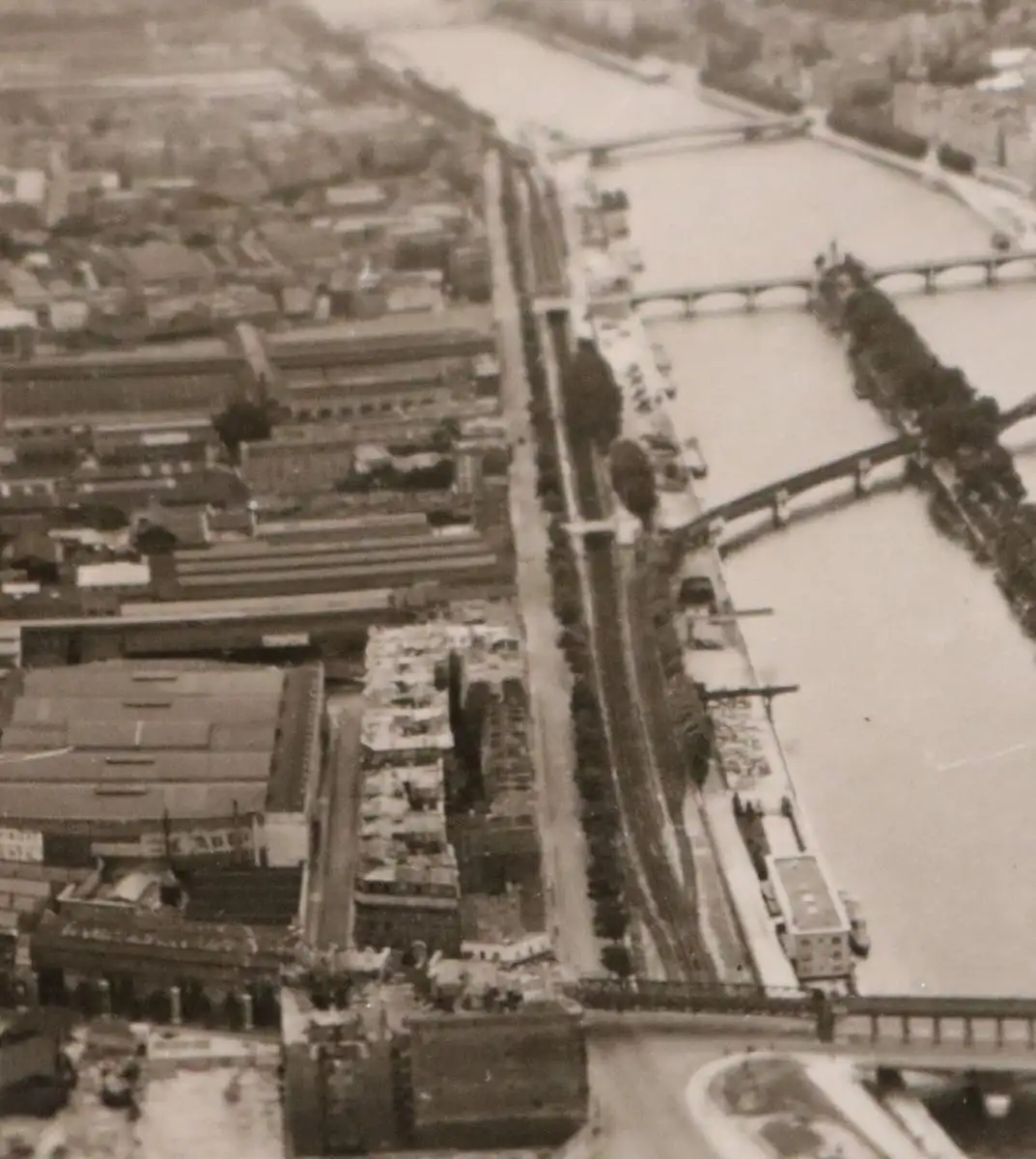 tolles altes Foto - Luftaufnahme von Paris - 40er Jahre