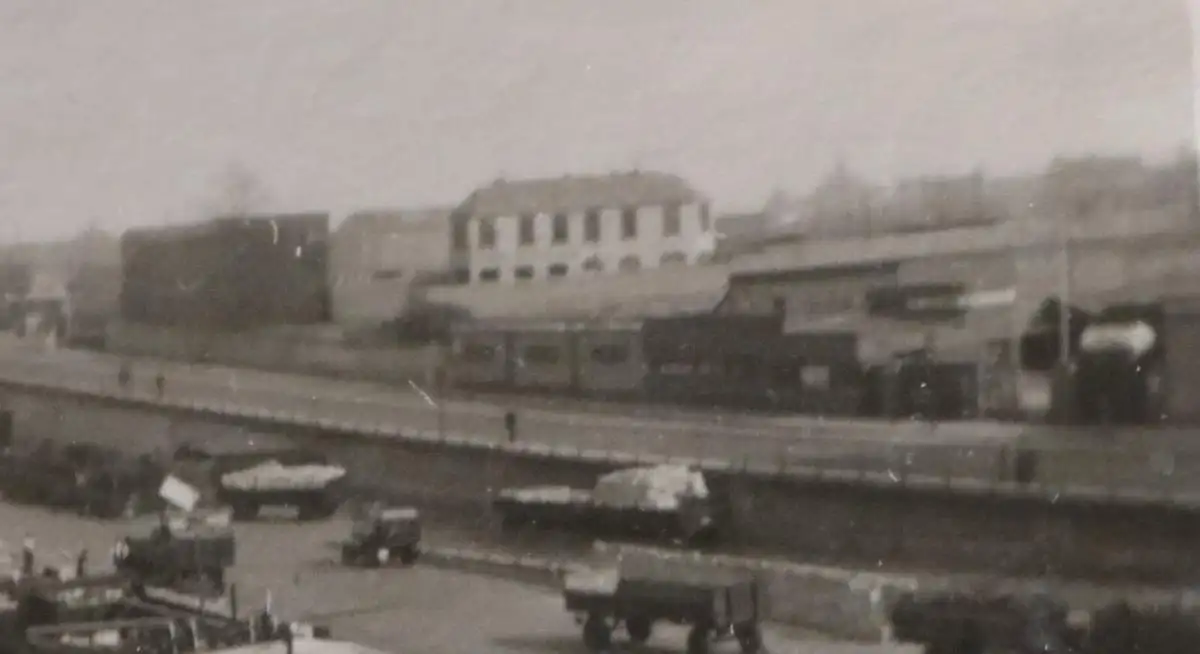 tolles altes Foto Anlegeplatz Binnenschiffe - Berlin an der Spree 30-40er Jahre