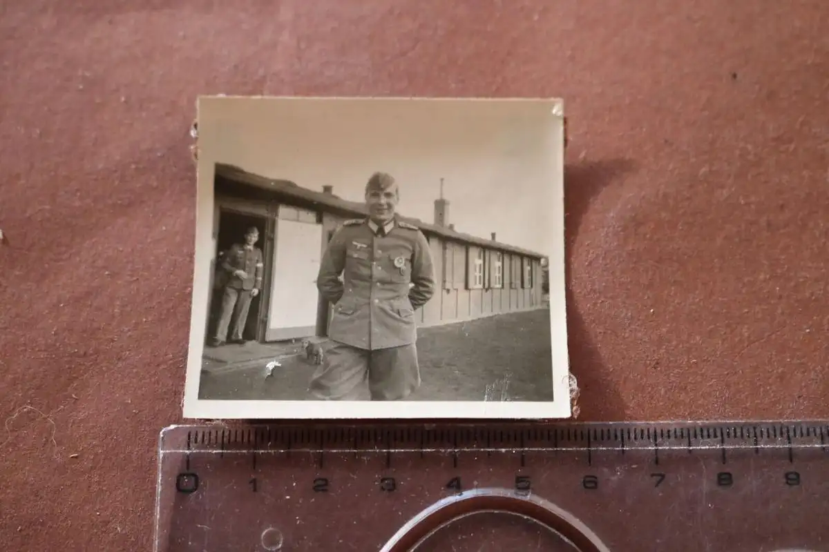 tolles altes Foto Portrait eines Offizier vom Dienst der Marine mit Ankerabzeich