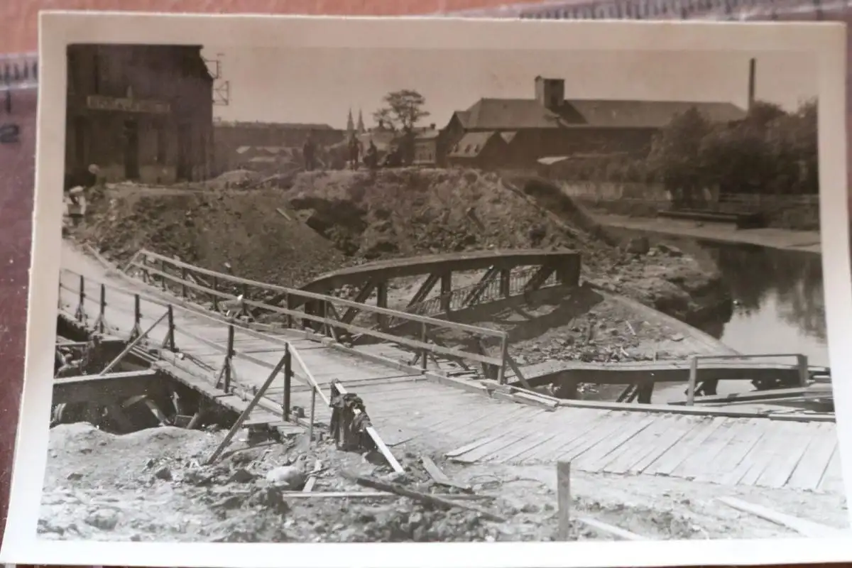 altes Foto zerstörte Brücke - Gebäude Au Pont de L'Attargette  Frankreich