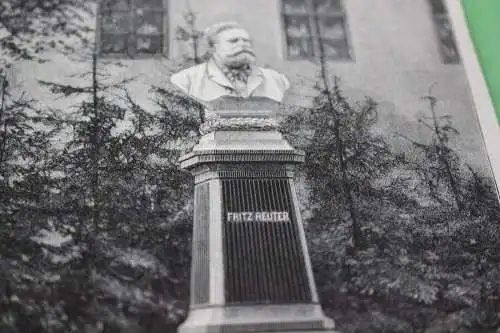 alter Ausschnitt - das Fritz-Reuter Denkmal in Jena 