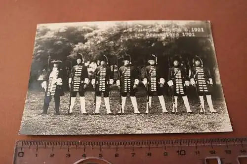 tolles altes Foto - Zehnertag 1921, Grenadiere 1701, Männer  historische Uniform