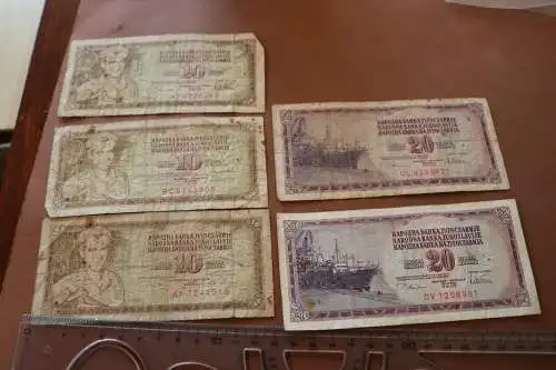 fünf alte Geldscheine Jugoslawien  10 und 20 Dinara