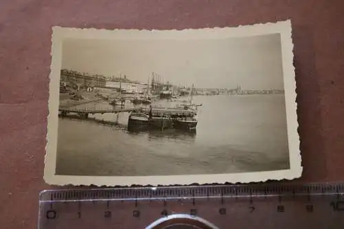 altes Foto -  Hafen von Bordeaux 1941