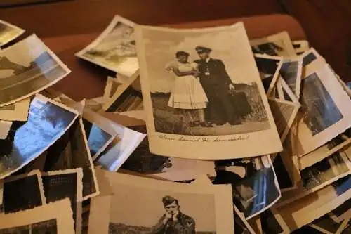 220 alte Fotos Soldaten - vers. Einheiten - West Ostfront usw.