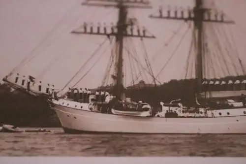 tolles altes Foto Segelschulschiff Niobe ???