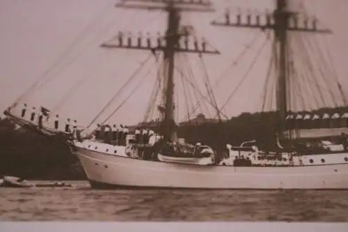 tolles altes Foto Segelschulschiff Niobe ??? 