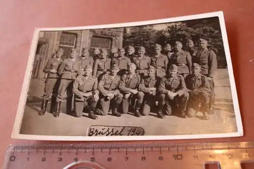 tolles altes Gruppenfoto Soldaten Luftwaffe Ausbildung 1941 Brüssel