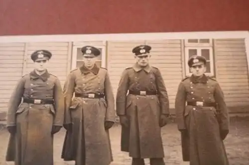 tolles altes Foto vier Soldaten - Hannover
