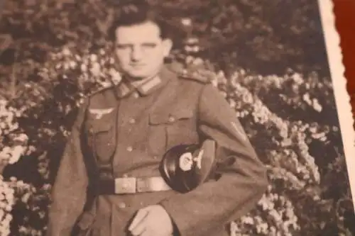 tolles altes Portrait eines Soldaten mit Schirmmütze  1938