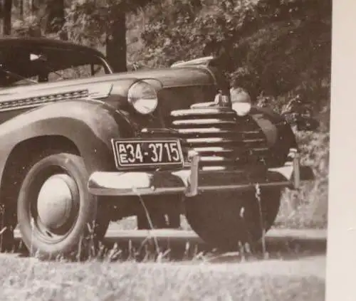 zwei tolle altes Fotos + Negative - Oldtimer Opel  Olympia ? 50er Jahre 