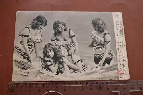 tolle alte Karte -  hübsche Frauen in Badeanzügen Niederlande 1904
