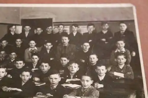 tolles altes Foto - Schulklasse - Knabenschule  20-30er Jahre ??