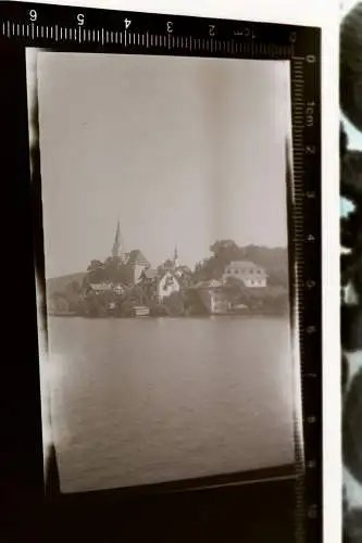 tolles altes Negativ - Ort Kirche - Hotel Linde - am See oder Fluß - 30-40er Jah