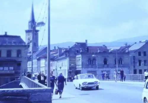tolles altes Farbdia - mir unbekannte Stadt Kirche - 50-60er Jahre 