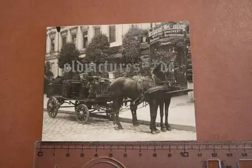 tolles altes Foto - Fuhrwerk vor Restaurant. u. Weinhandlung Gustav Braunert